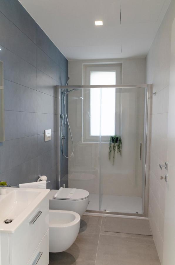 Apulialux - Exclusive And Modern City View, Private Parking Bari
