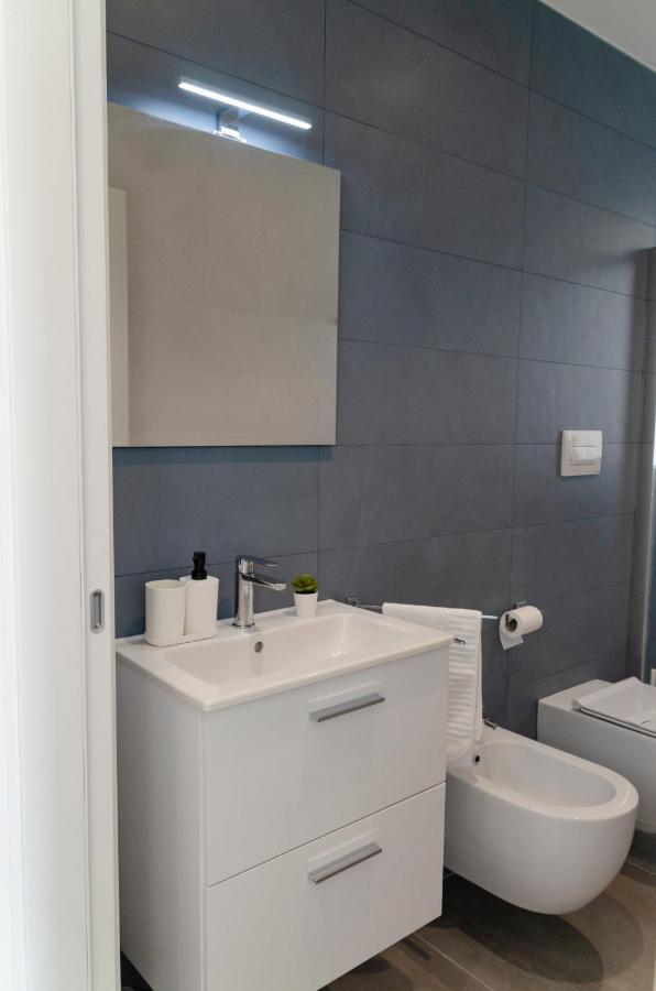 Apulialux - Exclusive And Modern City View, Private Parking Bari